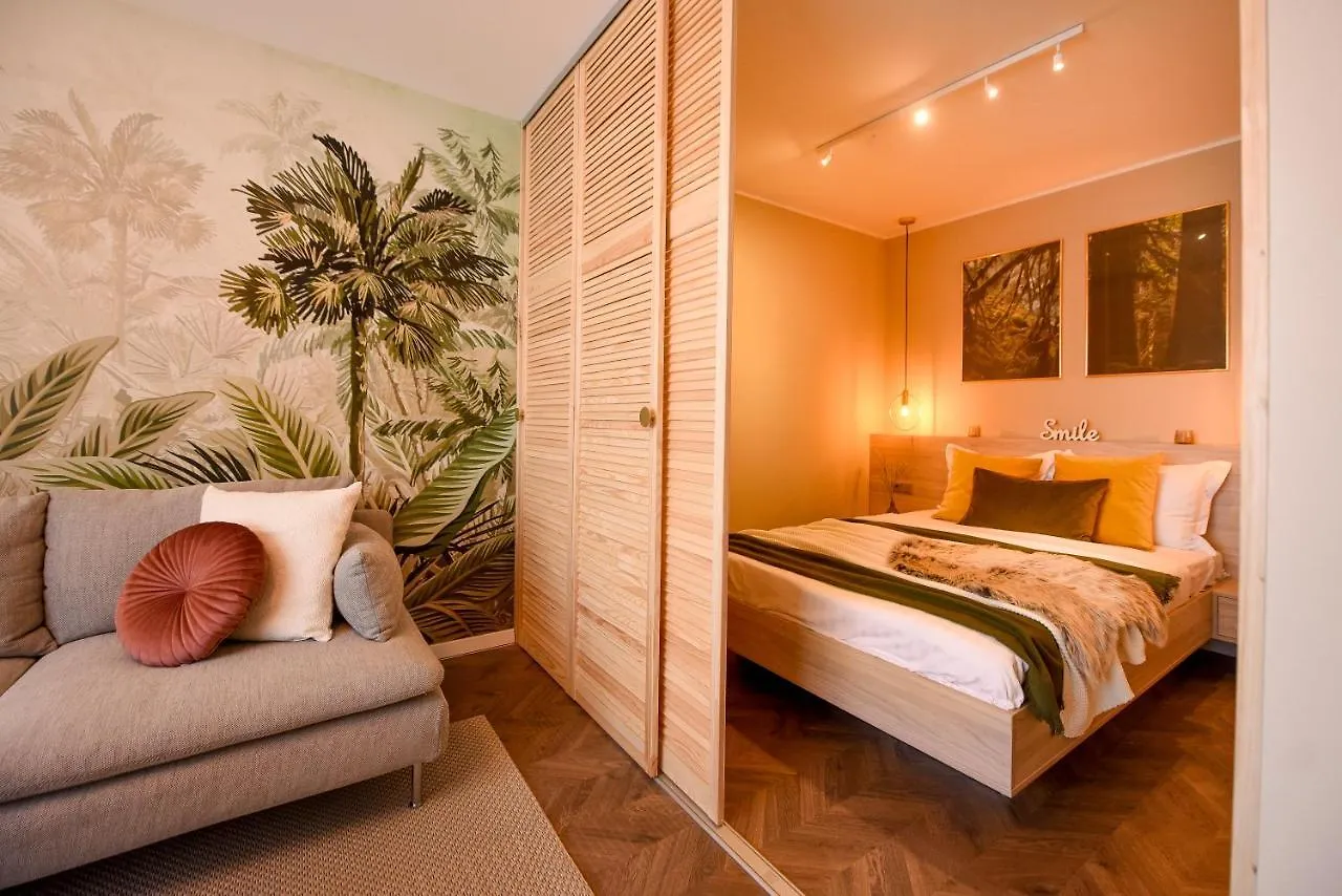 Tropical Feel - 2Br Apartment At Sala Palatului ブカレスト ルーマニア