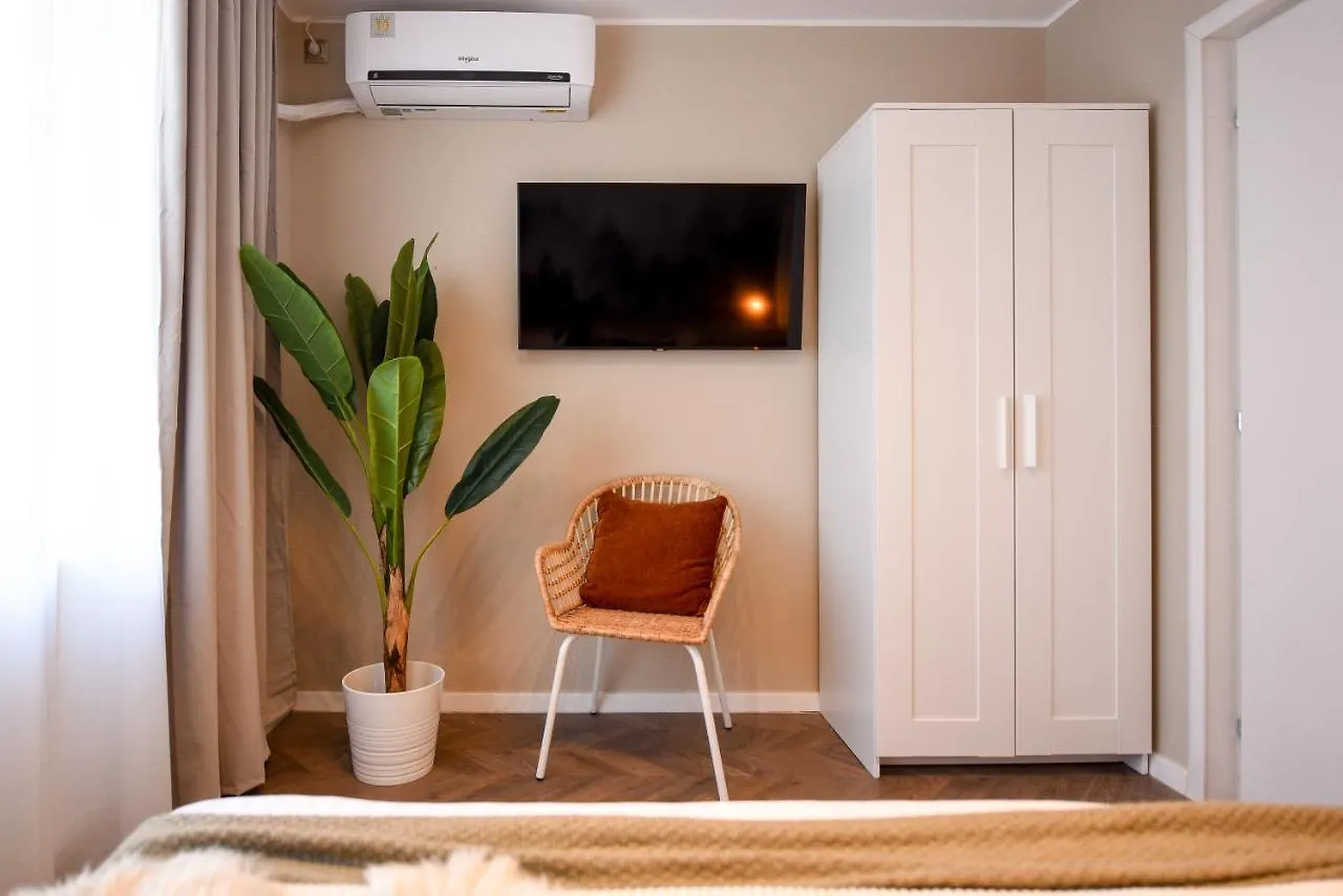 Tropical Feel - 2Br Apartment At Sala Palatului Bucharest 0*,
