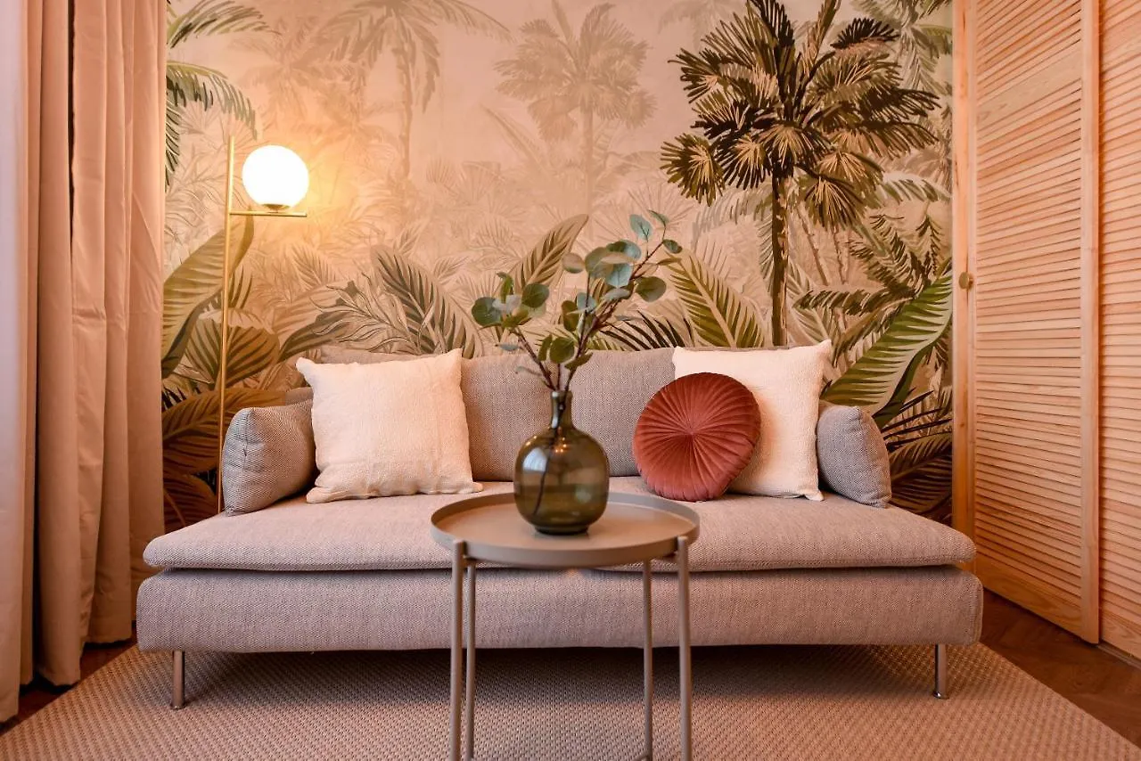 Tropical Feel - 2Br Apartment At Sala Palatului Bucharest