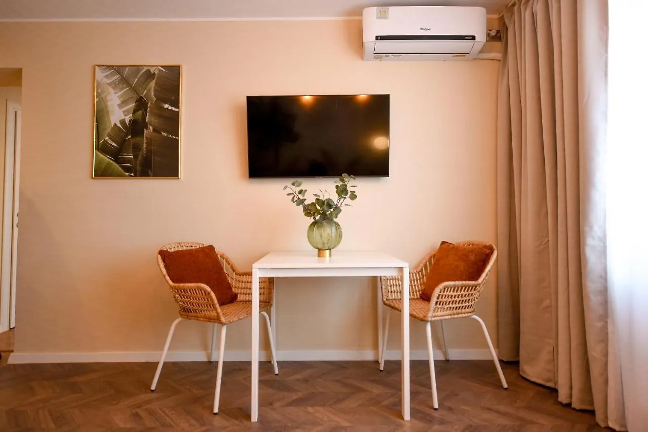 Tropical Feel - 2Br Apartment At Sala Palatului Bucharest